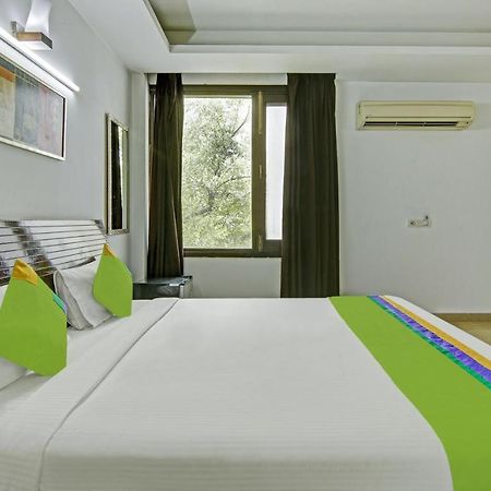 Hôtel Dreamz Hospitality Gurgaon Extérieur photo