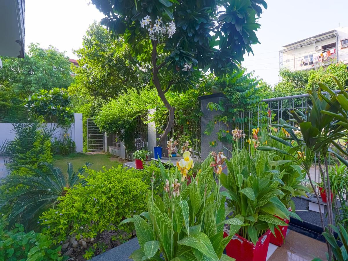 Hôtel Dreamz Hospitality Gurgaon Extérieur photo