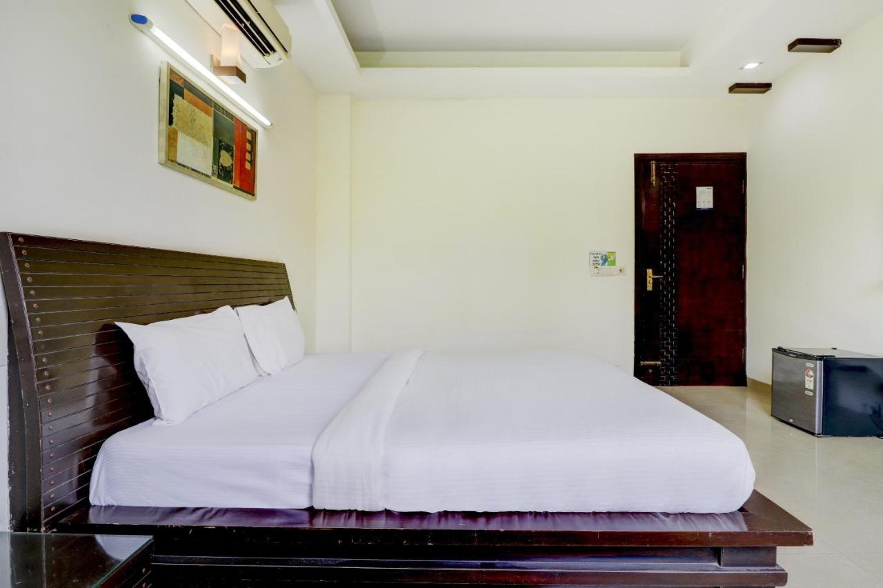Hôtel Dreamz Hospitality Gurgaon Extérieur photo