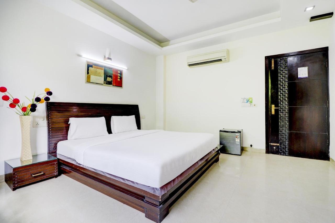 Hôtel Dreamz Hospitality Gurgaon Extérieur photo
