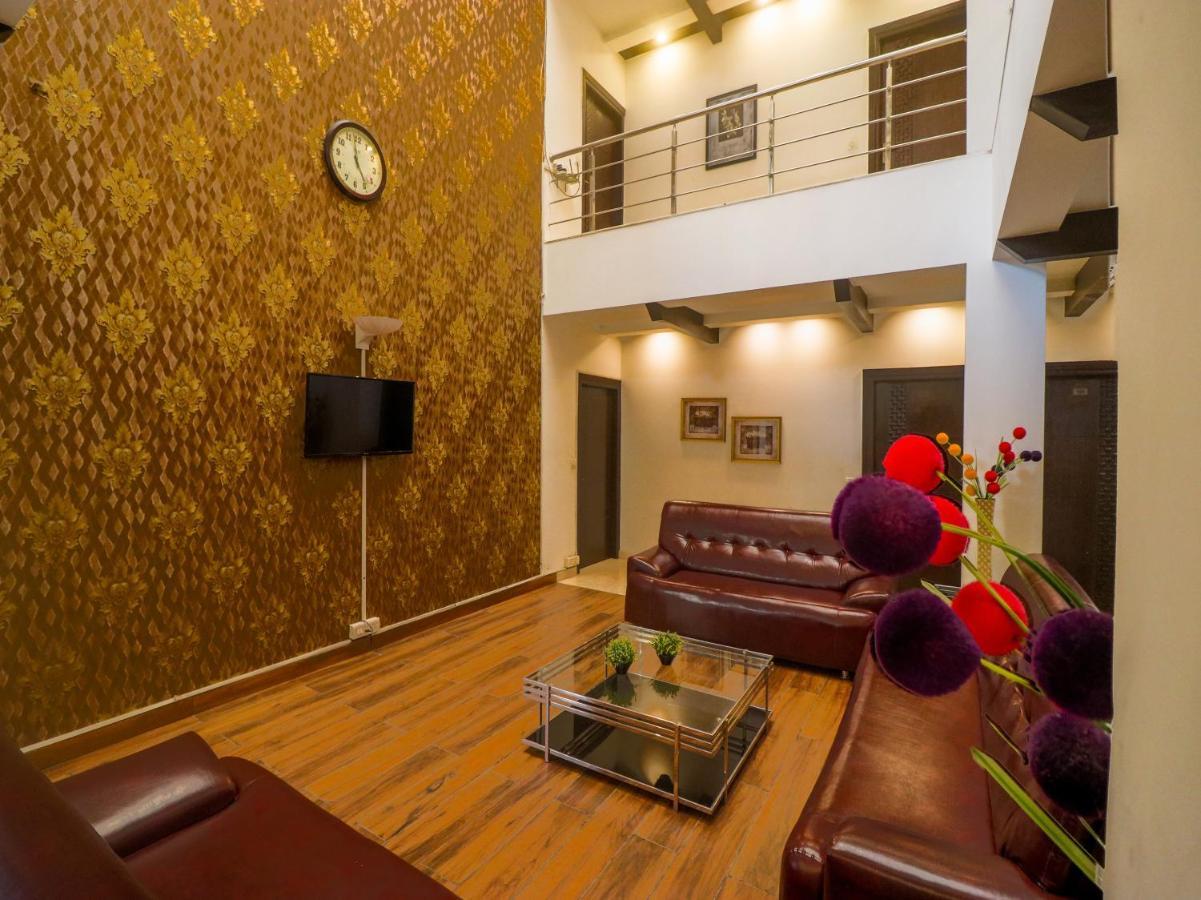 Hôtel Dreamz Hospitality Gurgaon Extérieur photo