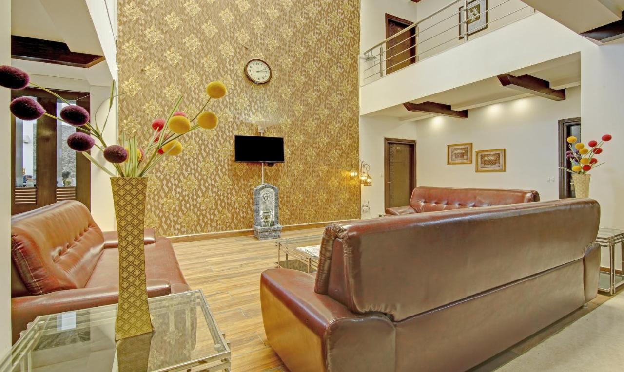 Hôtel Dreamz Hospitality Gurgaon Extérieur photo
